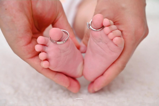 试管代怀生子合法吗宝宝拉稀带血